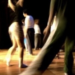 QUENTE E CONECTADA, ASSIM COMEÇA A BIENAL SESC DE DANÇA
